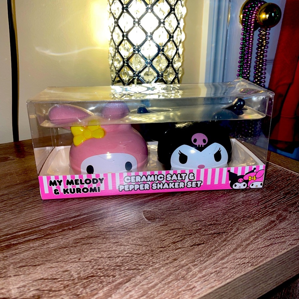 Sanrio Hello Kitty My Melody and Kuromi Ceramic Salt & Peper Shaker